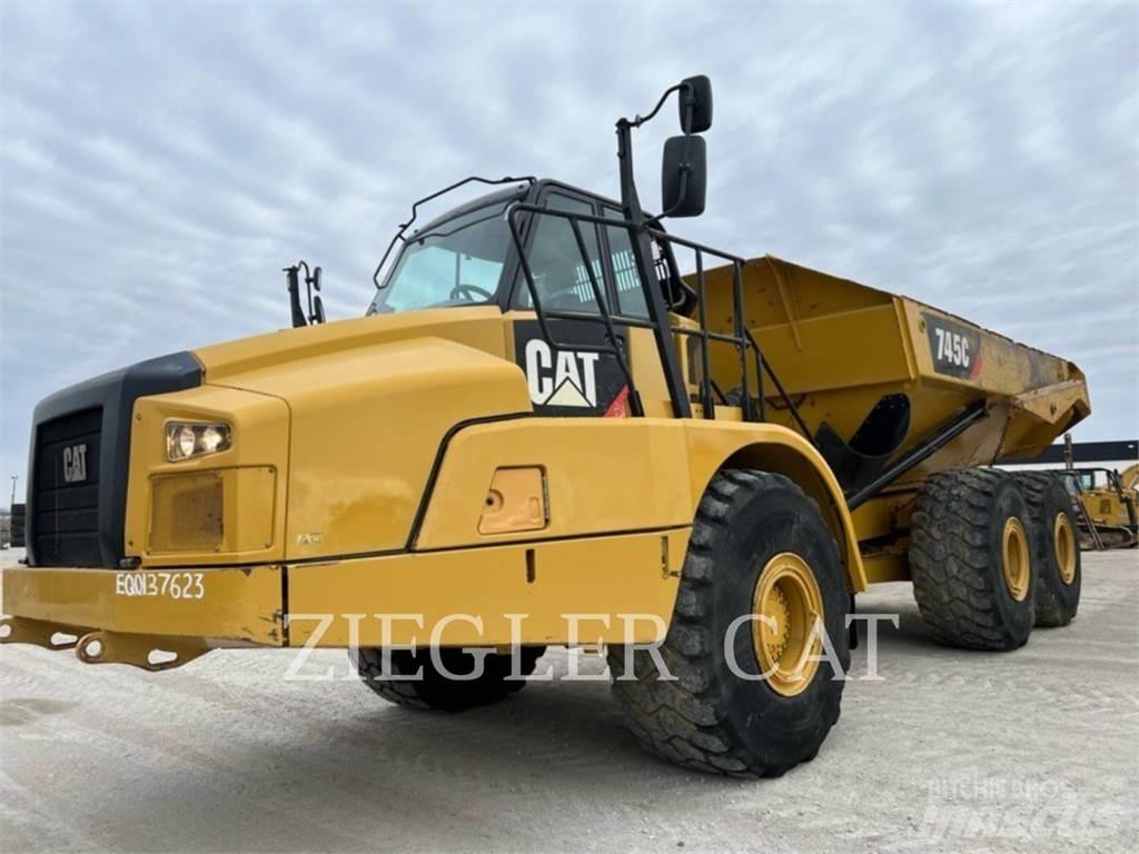 CAT 745C Terrængående lastbiler