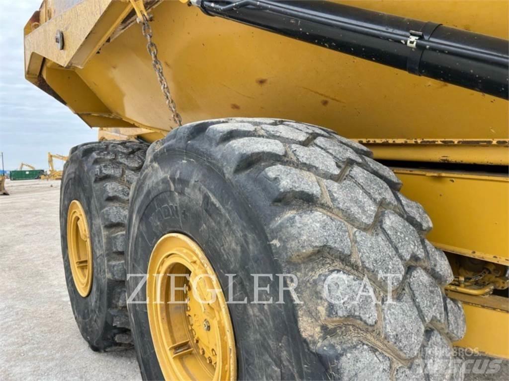 CAT 745C Terrængående lastbiler