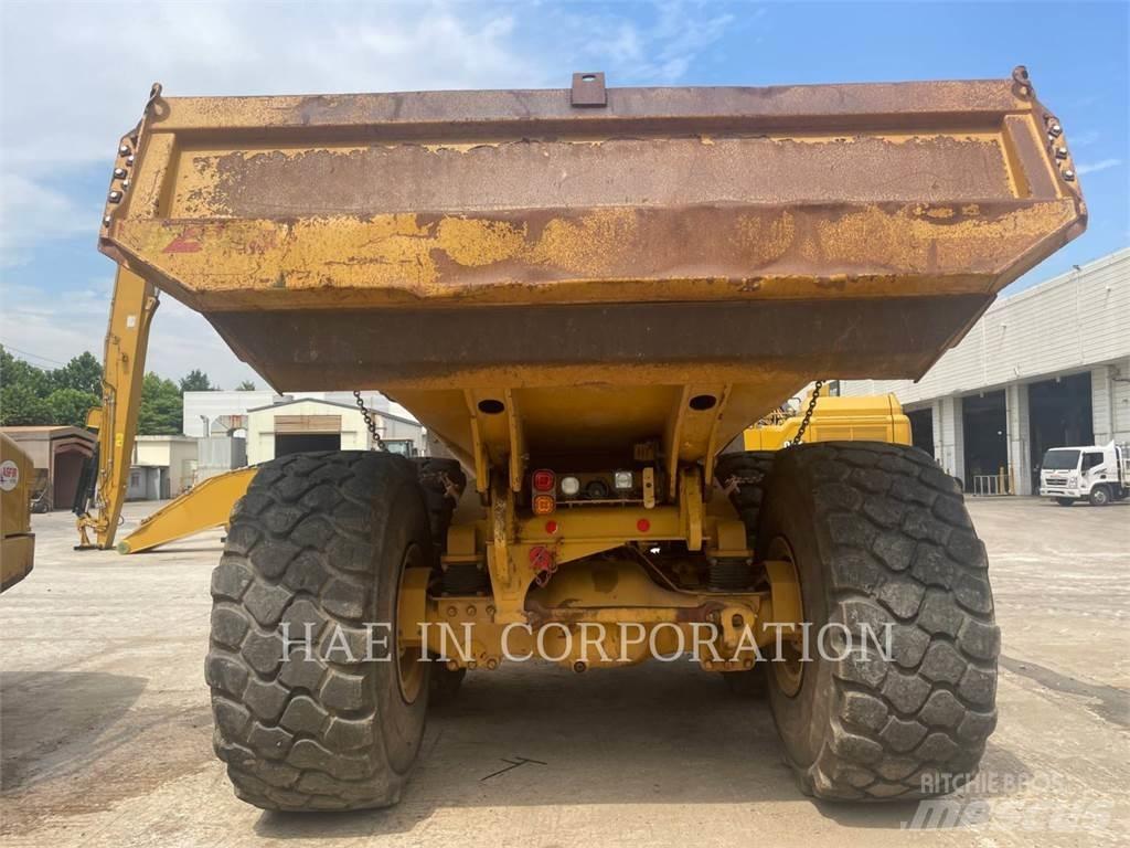 CAT 745C Terrængående lastbiler