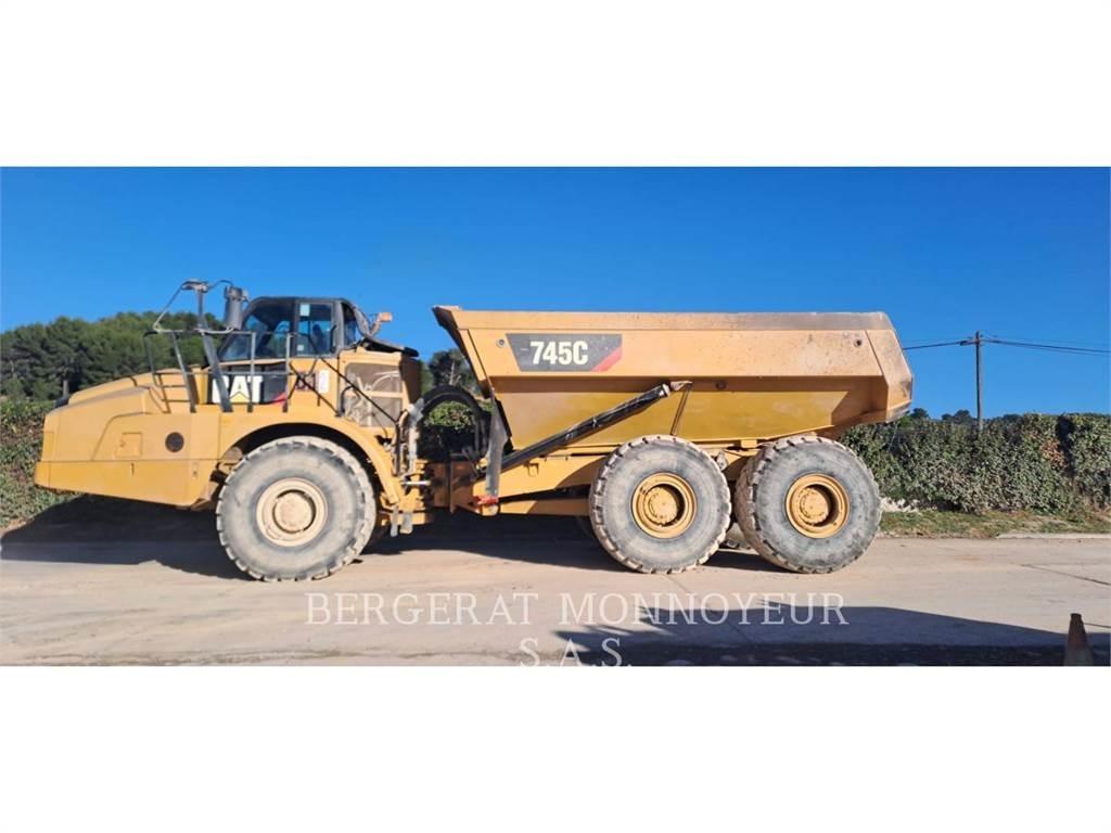 CAT 745C Terrængående lastbiler
