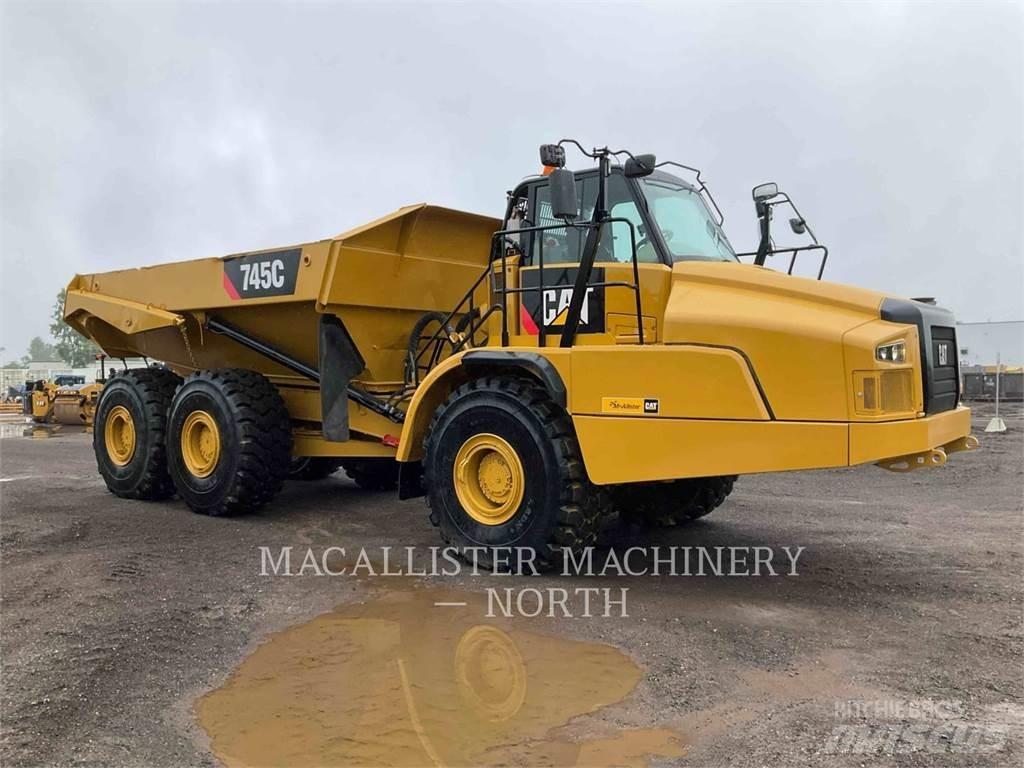 CAT 745C Terrængående lastbiler