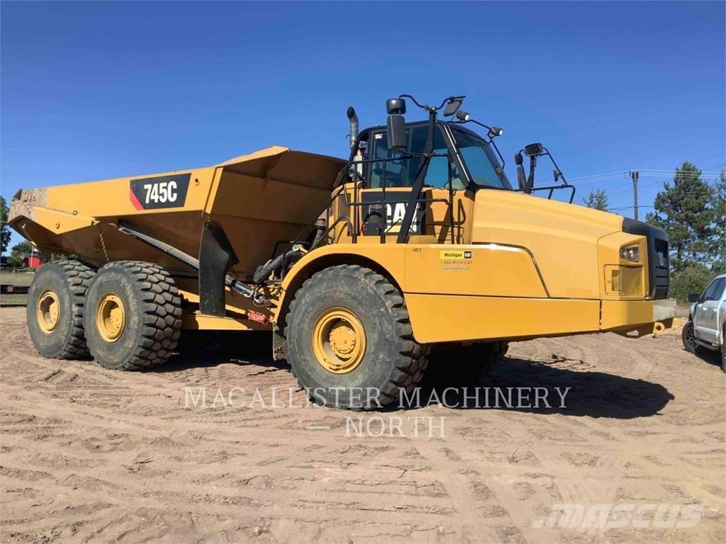 CAT 745C T Terrængående lastbiler