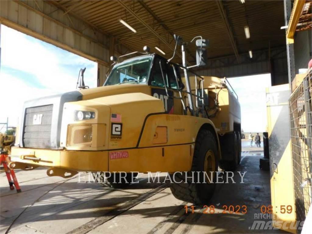 CAT 745C WT Tankvogne - vand