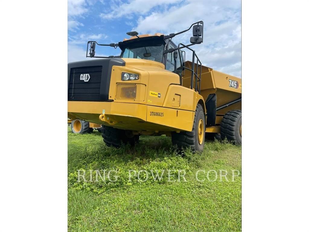 CAT 745TG Terrængående lastbiler