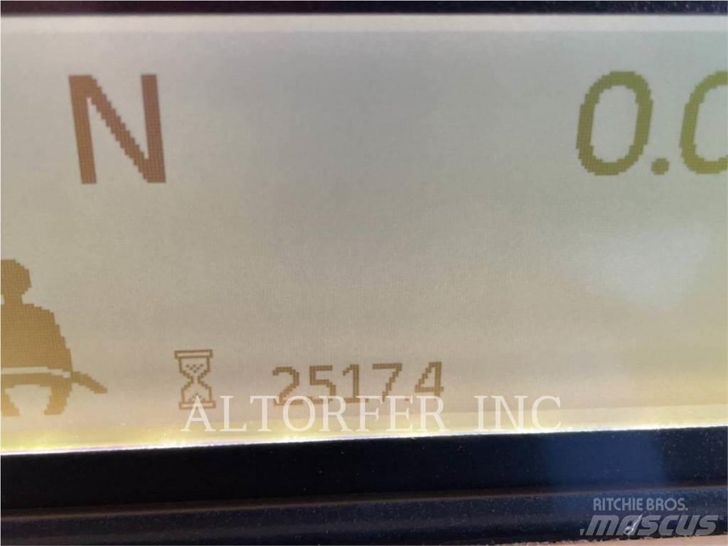 CAT 770G Terrængående lastbiler