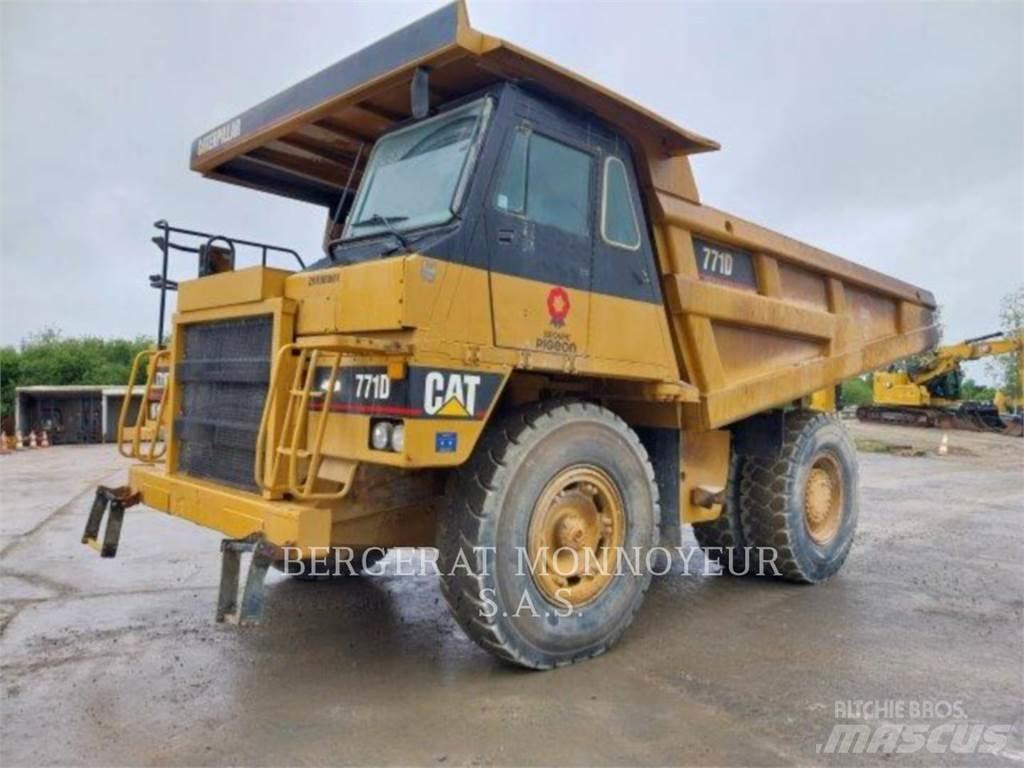 CAT 771D Terrængående lastbiler