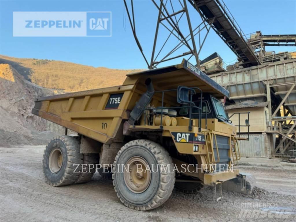 CAT 775E Terrængående lastbiler