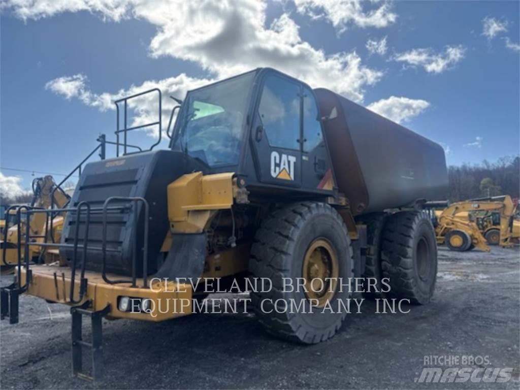 CAT 775F Tankvogne - vand