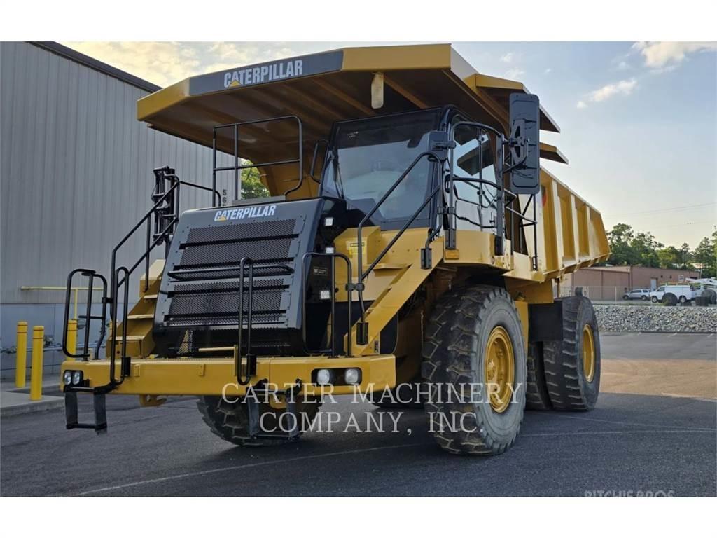 CAT 775F RBLD Terrængående lastbiler