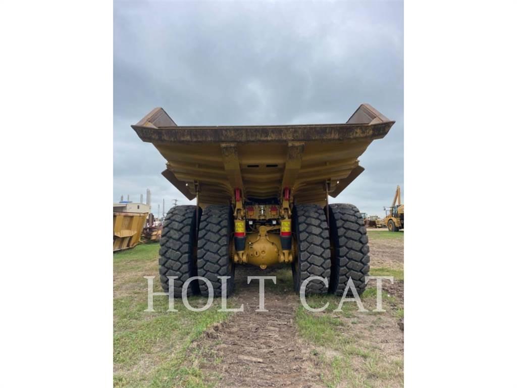 CAT 775G Terrængående lastbiler