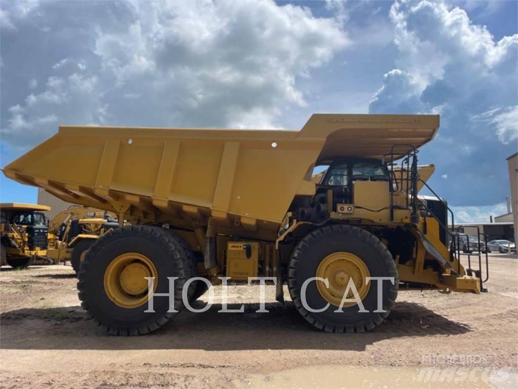 CAT 775G Terrængående lastbiler