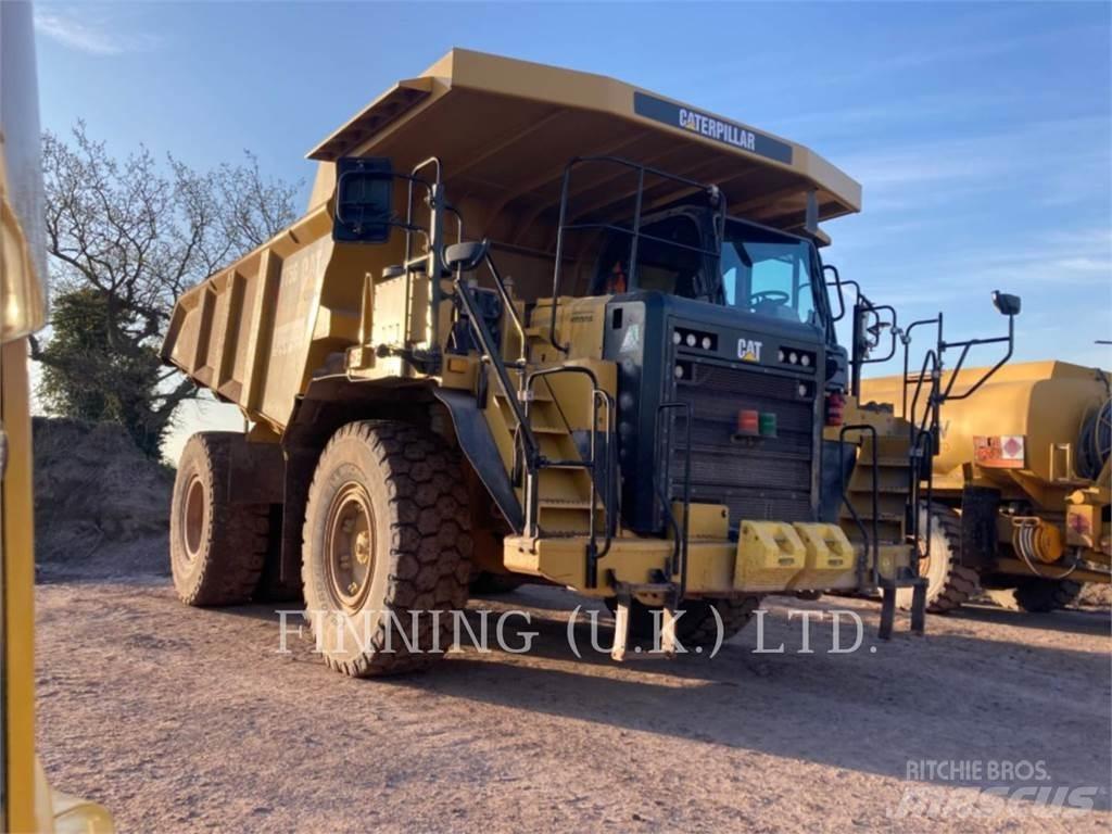 CAT 775G Terrængående lastbiler