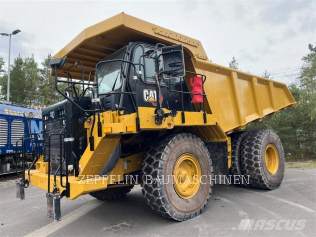 CAT 775G Terrængående lastbiler