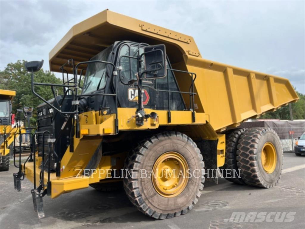 CAT 775G Terrængående lastbiler