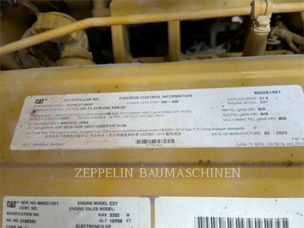 CAT 775G Terrængående lastbiler