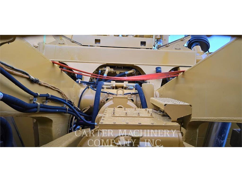 CAT 777D RBLD Terrængående lastbiler