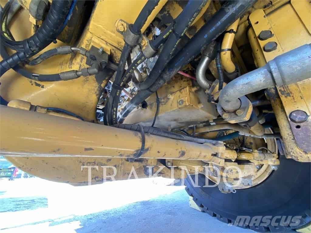 CAT 777E Terrængående lastbiler