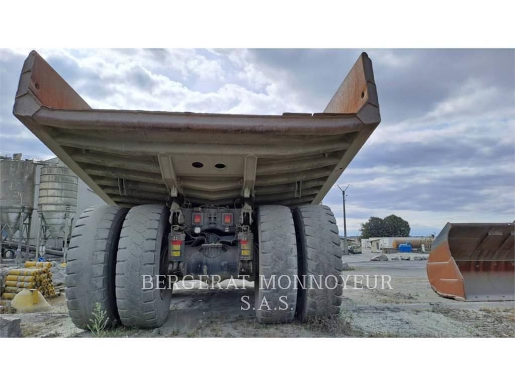 CAT 777F Terrængående lastbiler