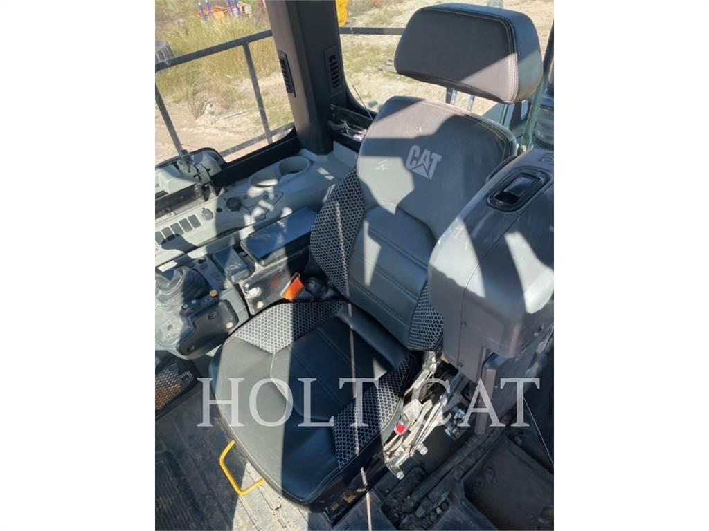 CAT 815 Jordvibrationstromler