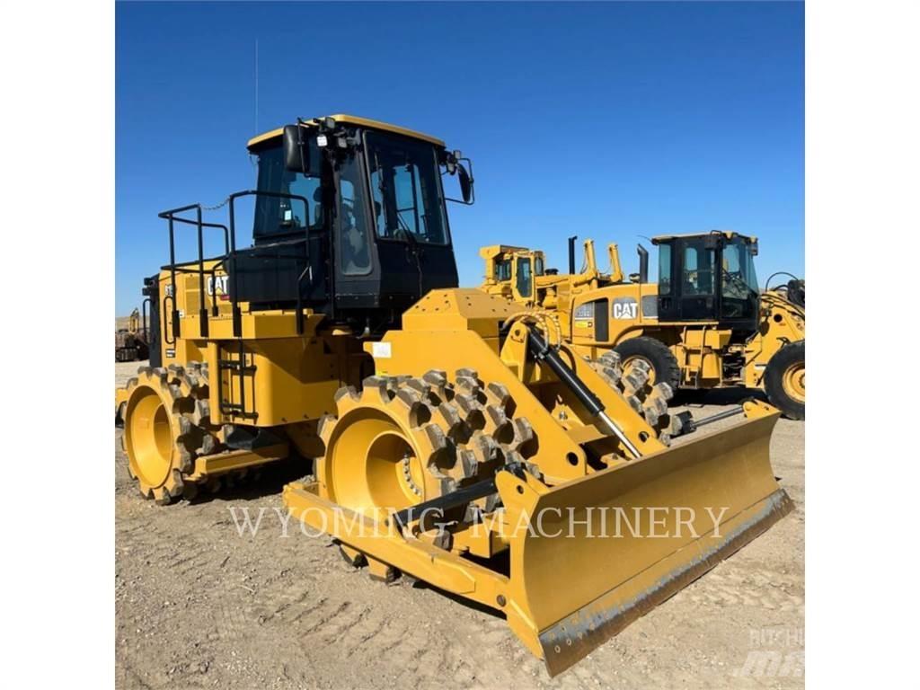 CAT 815 Jordvibrationstromler