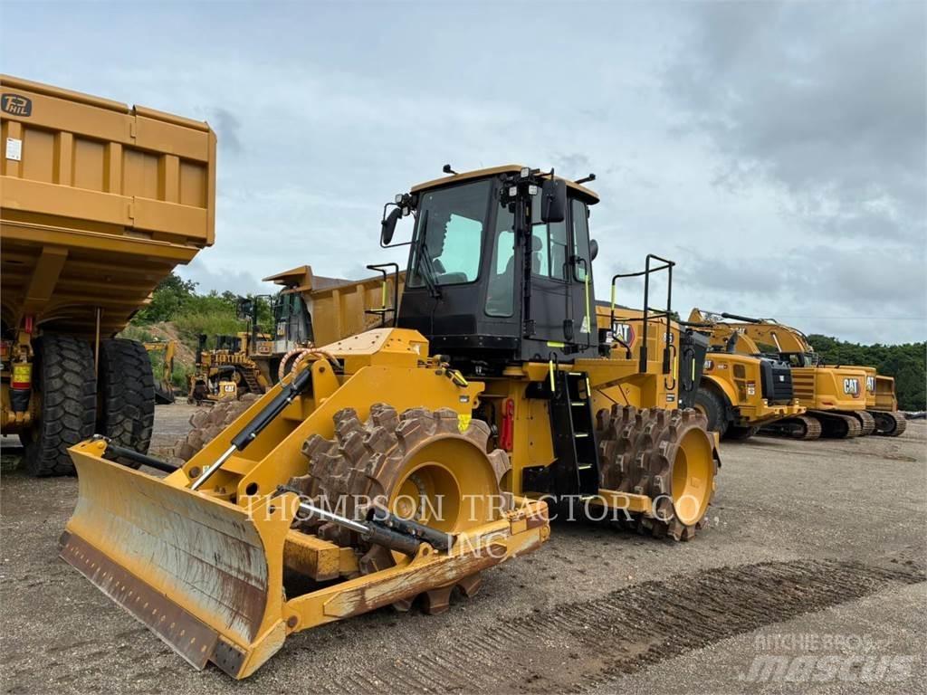 CAT 815 Jordvibrationstromler