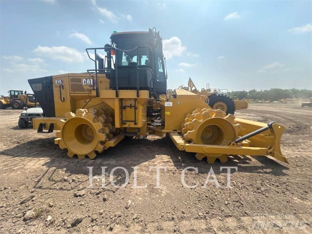 CAT 815 Jordvibrationstromler