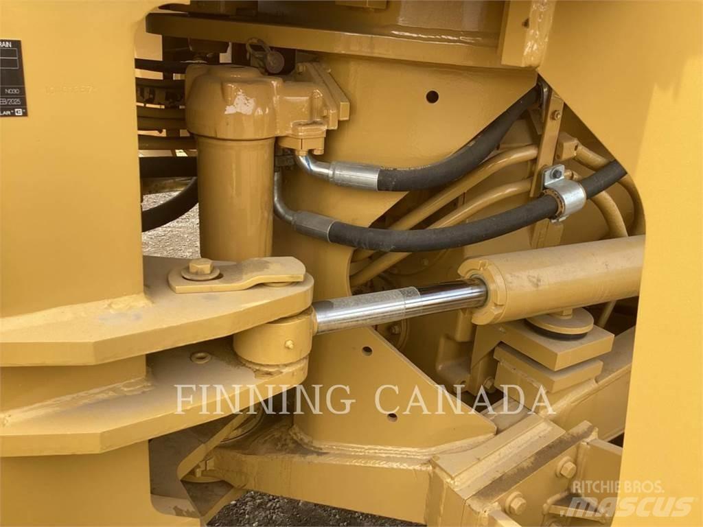 CAT 815F Jordvibrationstromler