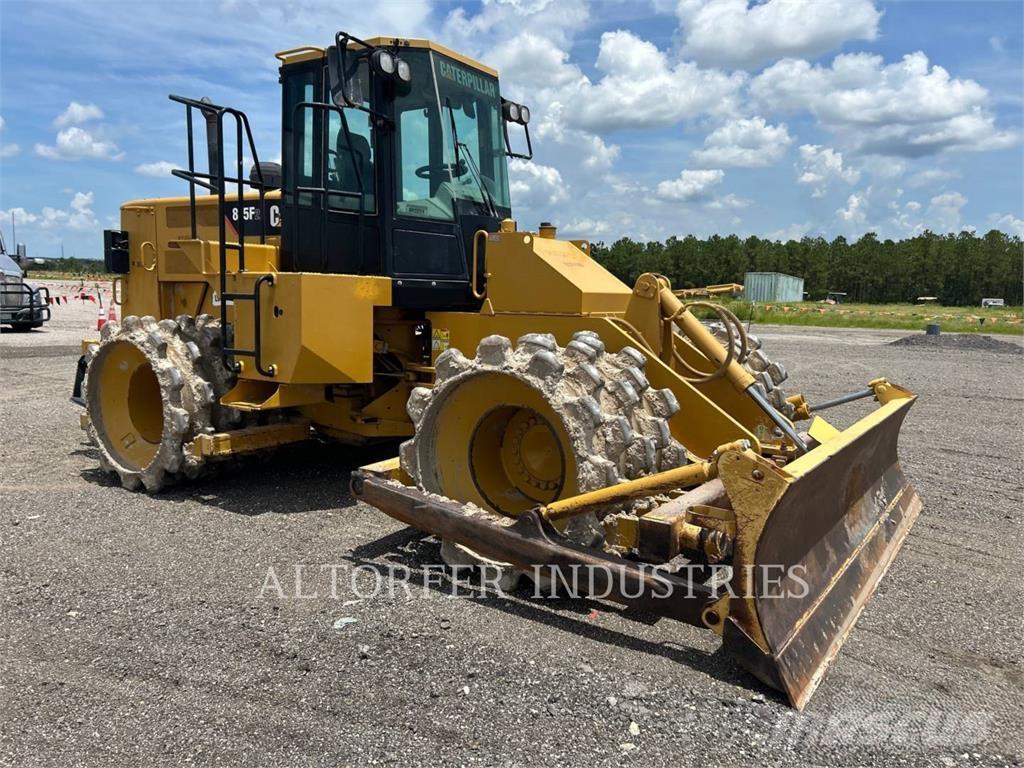 CAT 815F2 Jordvibrationstromler