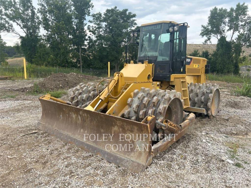 CAT 815F2 Jordvibrationstromler