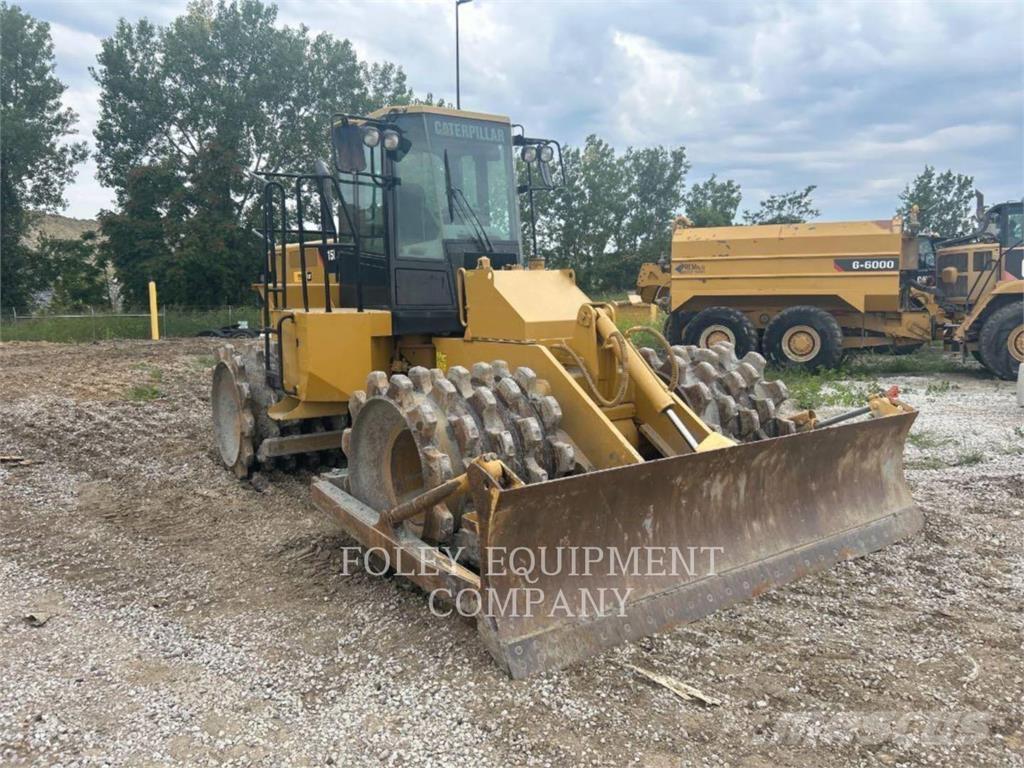 CAT 815F2 Jordvibrationstromler