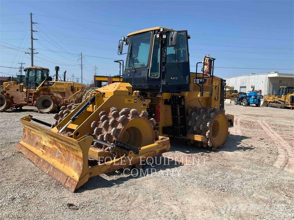 CAT 815K Jordvibrationstromler