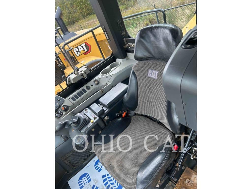 CAT 815K Jordvibrationstromler