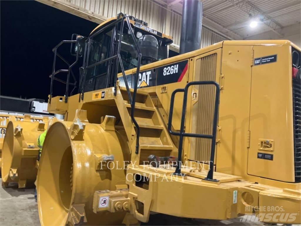 CAT 826H Jordvibrationstromler