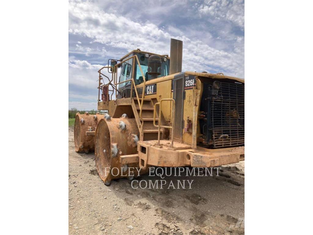 CAT 826H Jordvibrationstromler