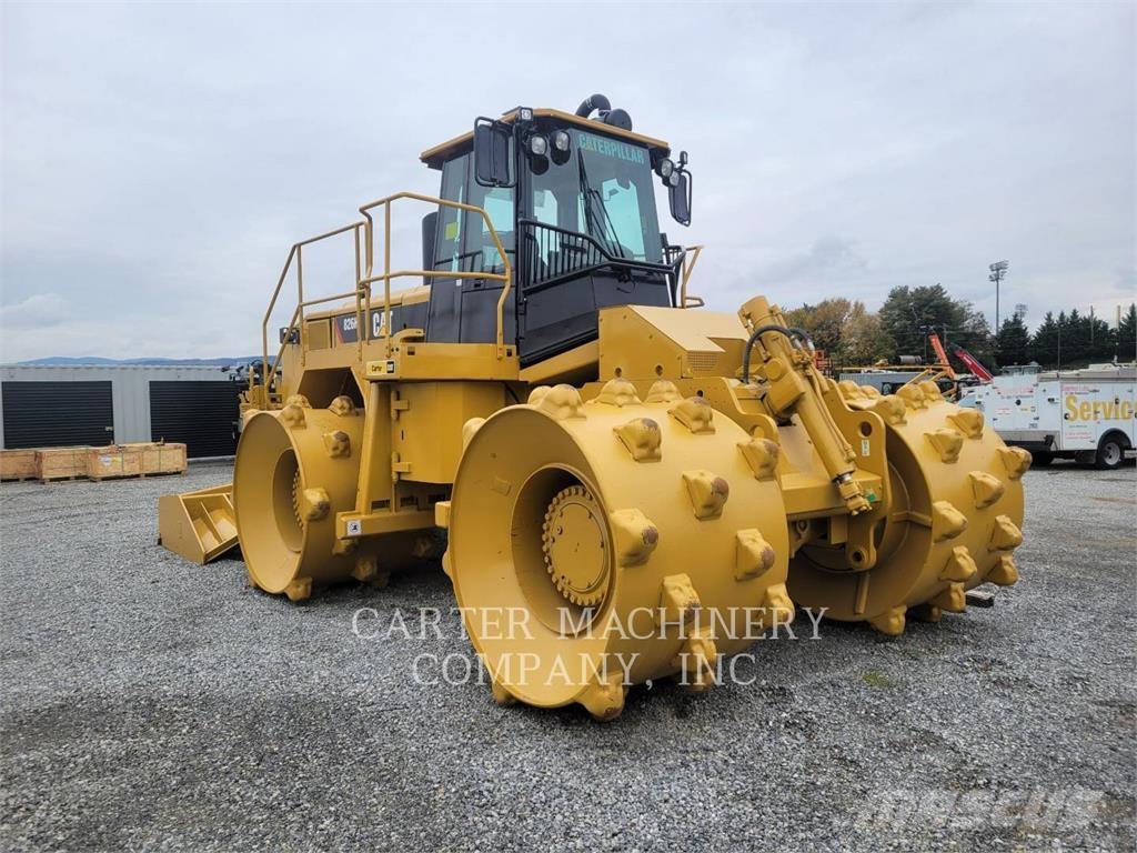 CAT 826H RBLD Jordvibrationstromler