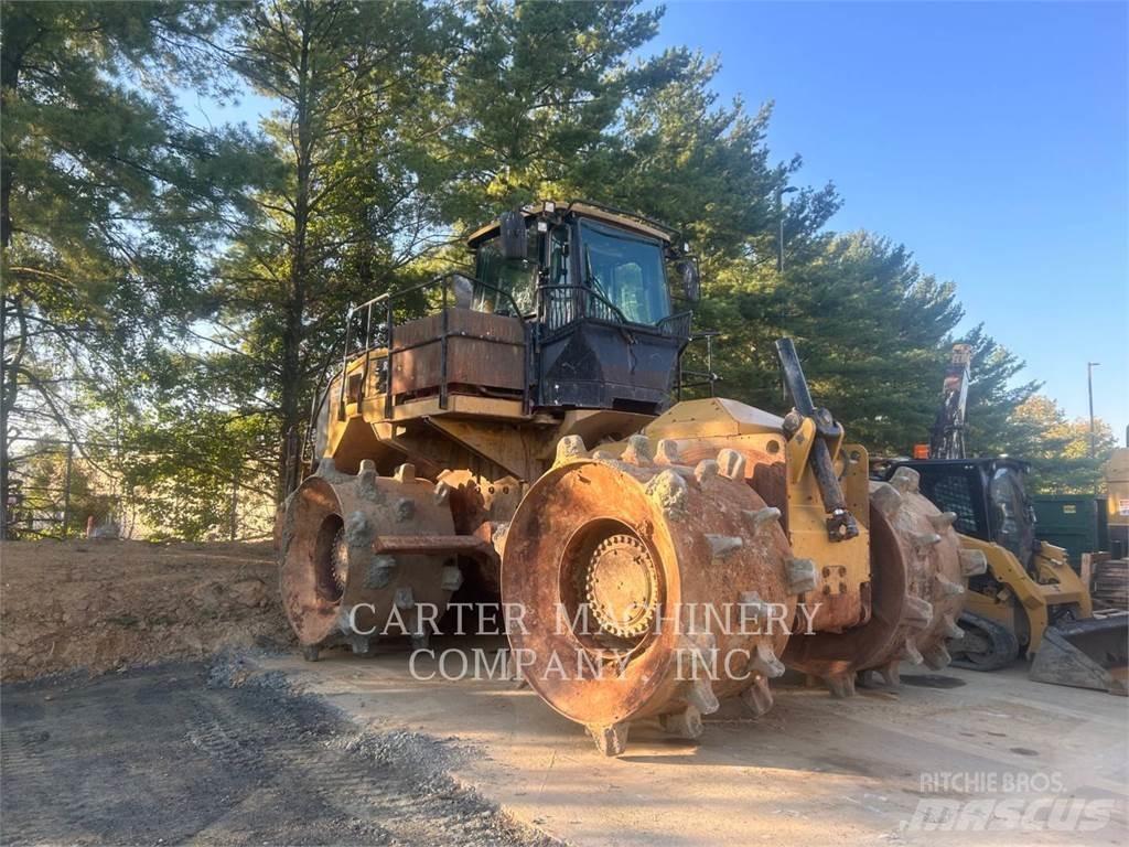 CAT 826K Jordvibrationstromler