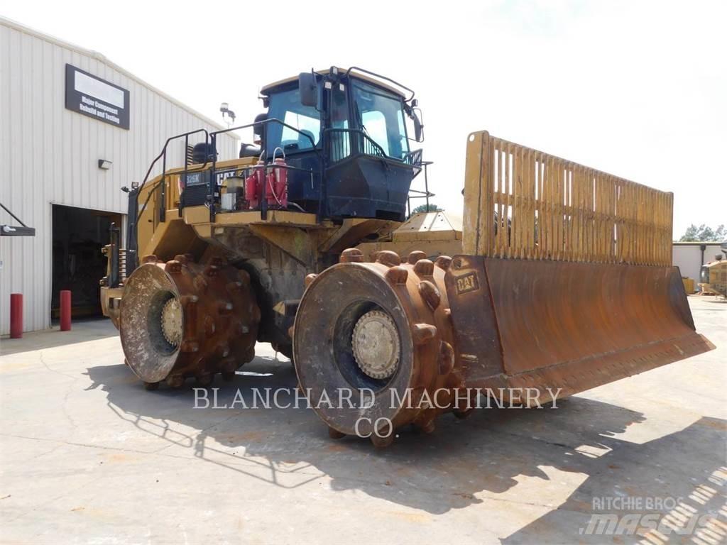 CAT 826K Jordvibrationstromler