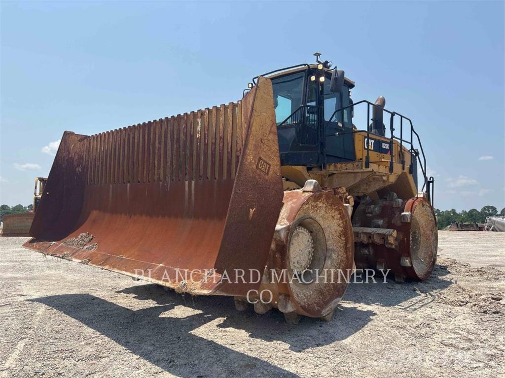 CAT 826K Jordvibrationstromler