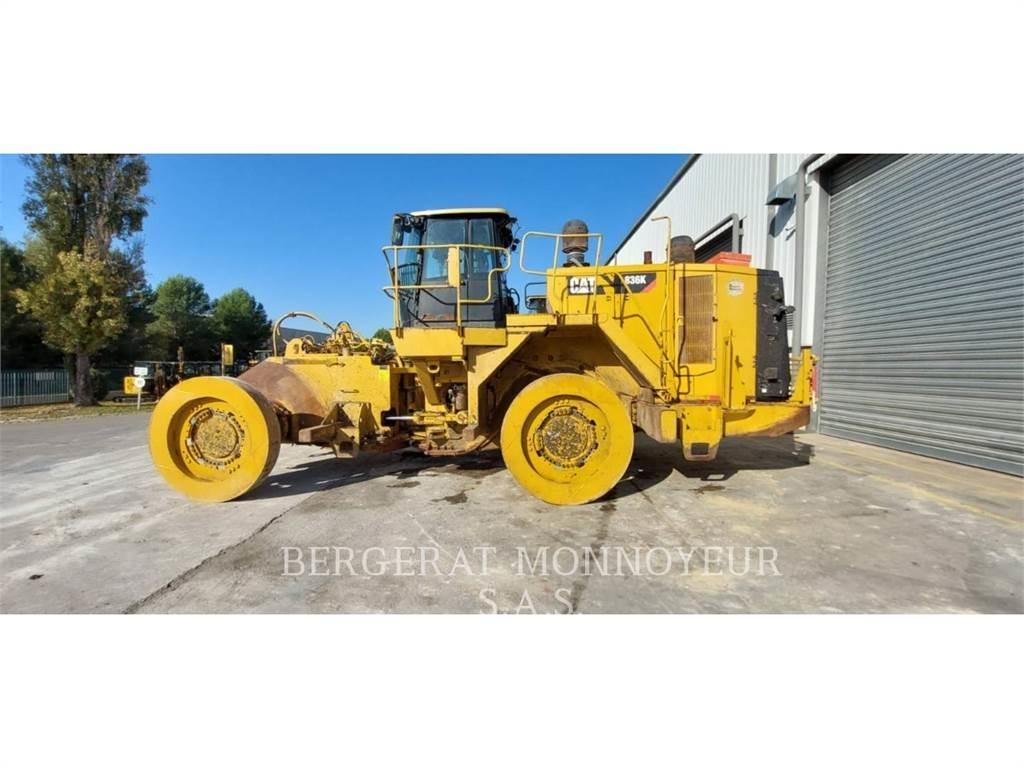 CAT 836K Bulldozer