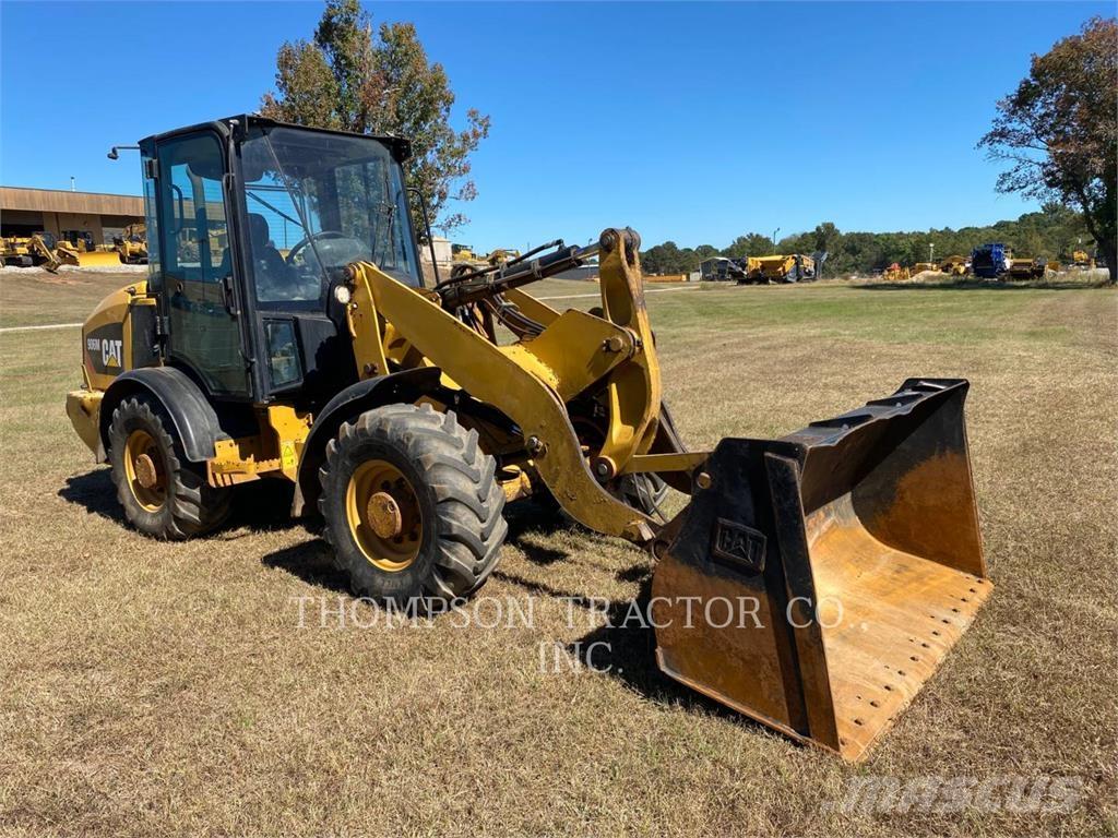 CAT 906 M Læssemaskiner på hjul