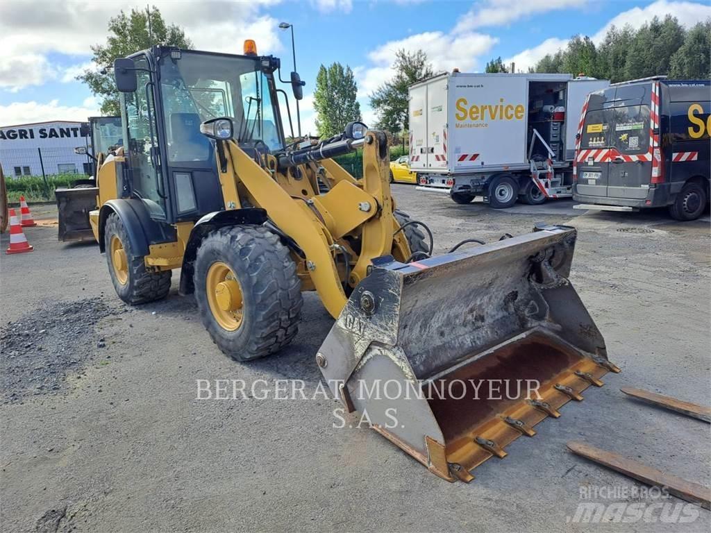 CAT 906M Læssemaskiner på hjul