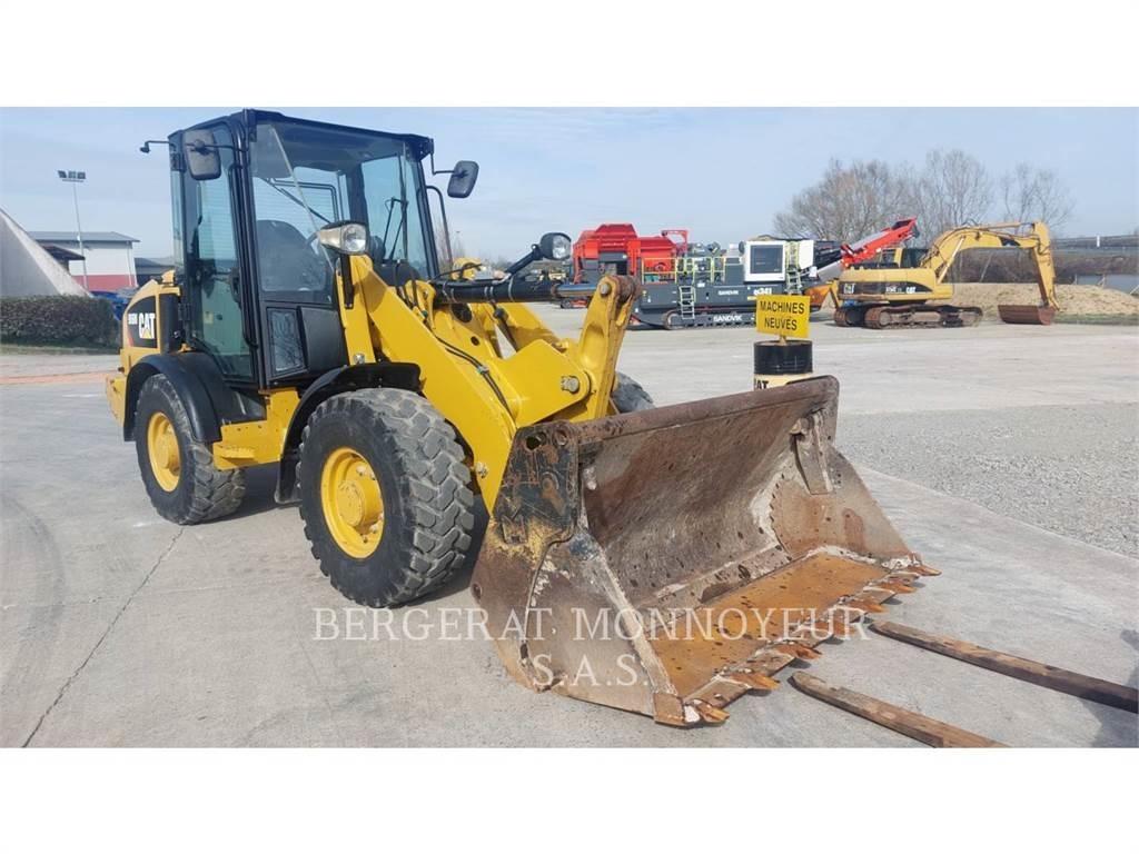 CAT 906M Læssemaskiner på hjul