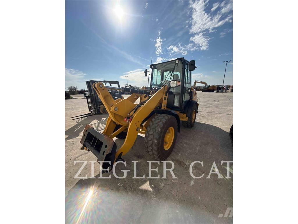 CAT 906M Læssemaskiner på hjul