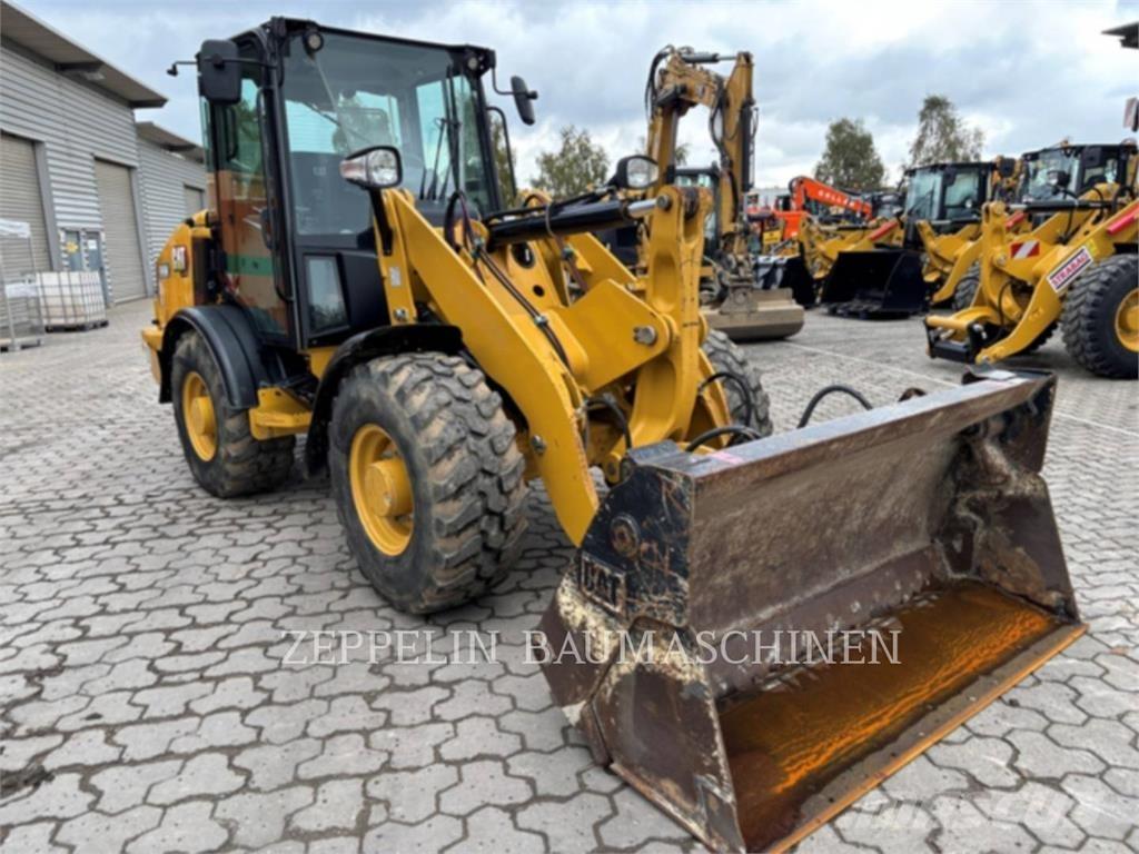 CAT 906M Læssemaskiner på hjul