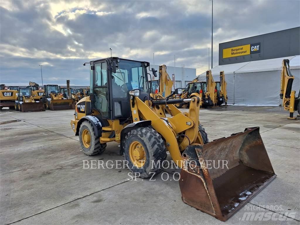 CAT 907M Læssemaskiner på hjul