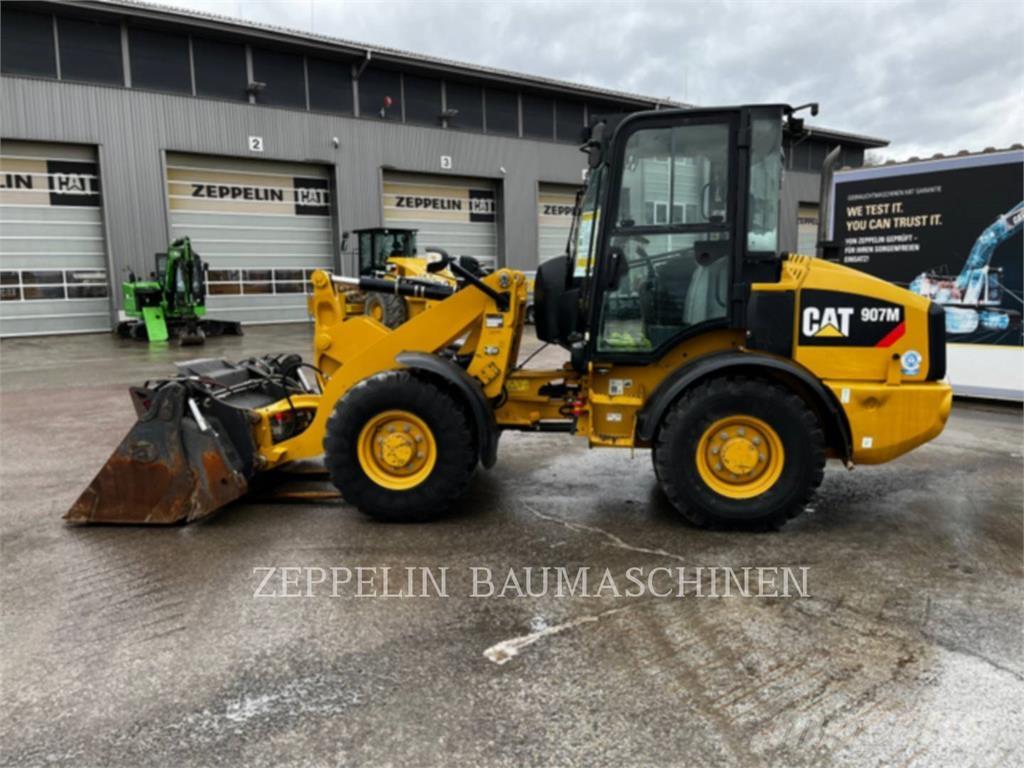 CAT 907M Læssemaskiner på hjul