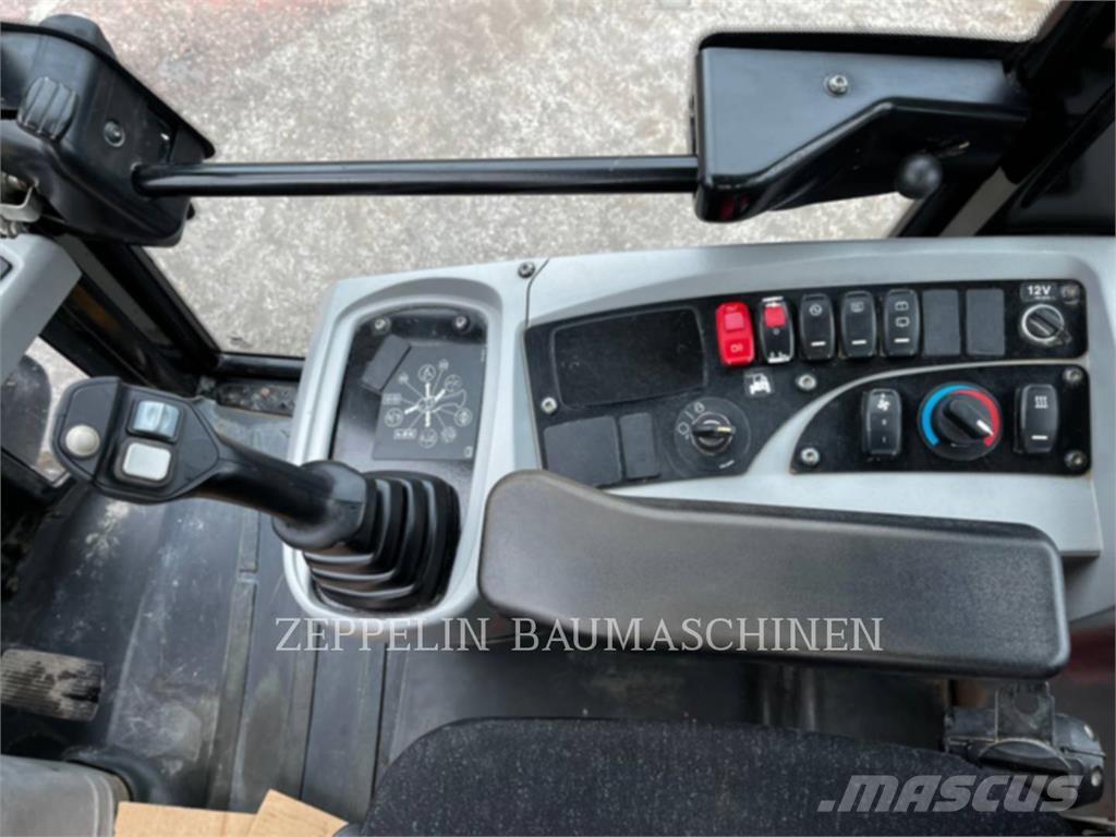 CAT 907M Læssemaskiner på hjul