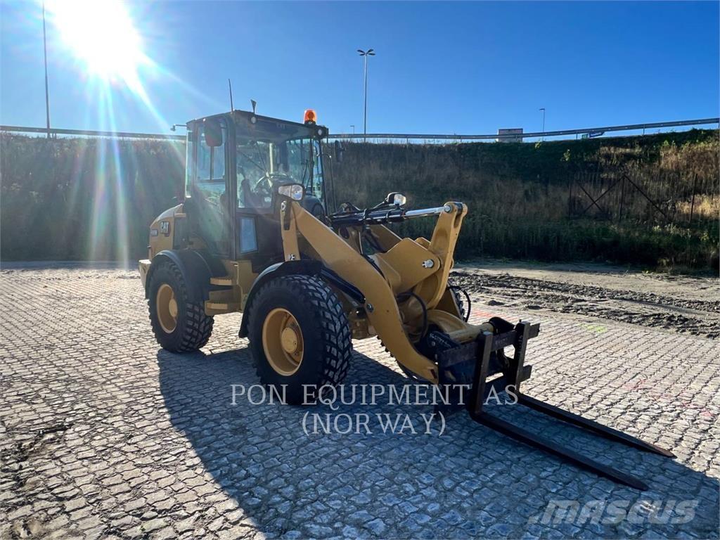 CAT 908M Læssemaskiner på hjul