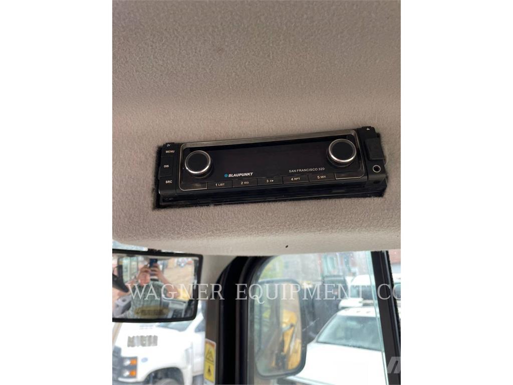 CAT 908M Læssemaskiner på hjul