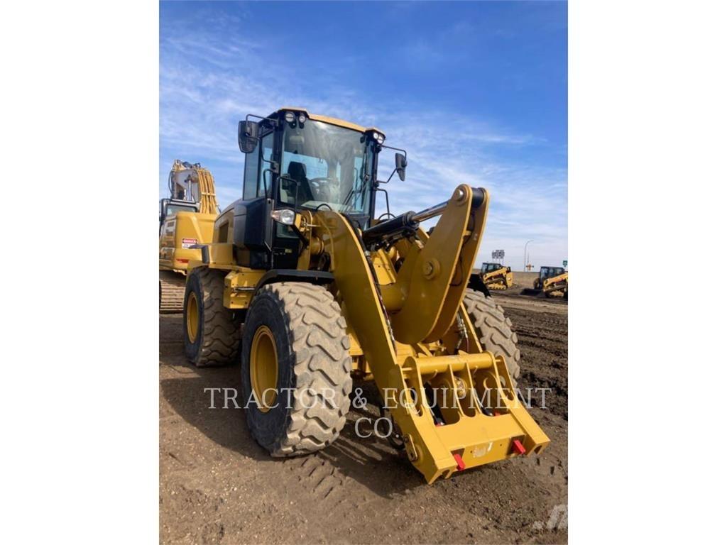 CAT 930M Læssemaskiner på hjul